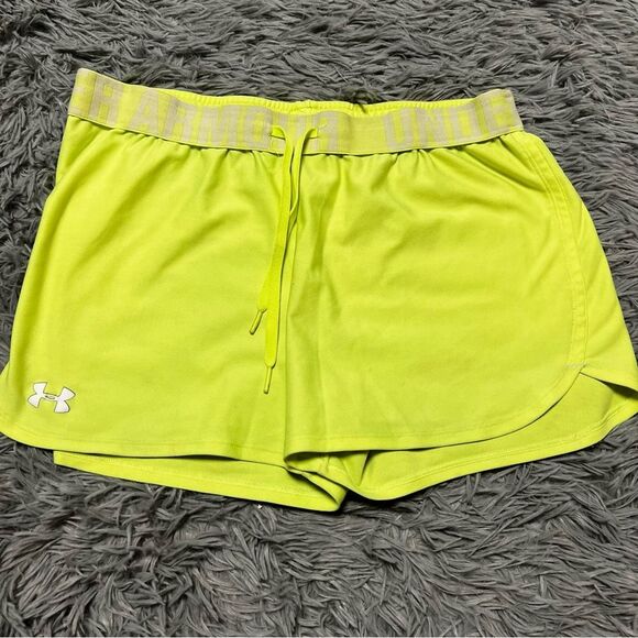 Under Armour Yellow Athletic Shorts Size Medium - Picture 1 of 6